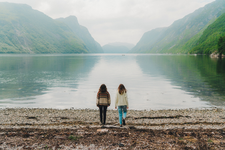 Sisters – The Ultimate Best Friends